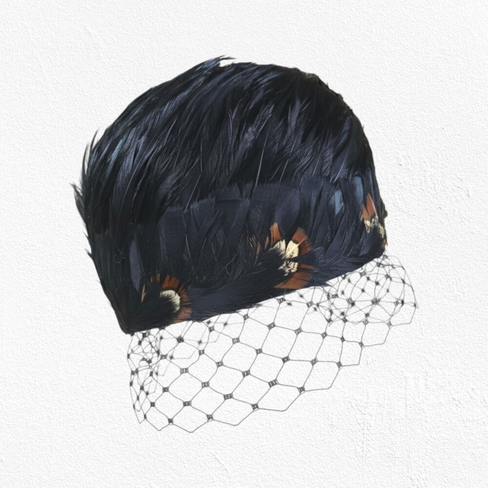 Vintage 1940s Black Feather Fascinator Birdcage Veil Hat Mid Century Chic